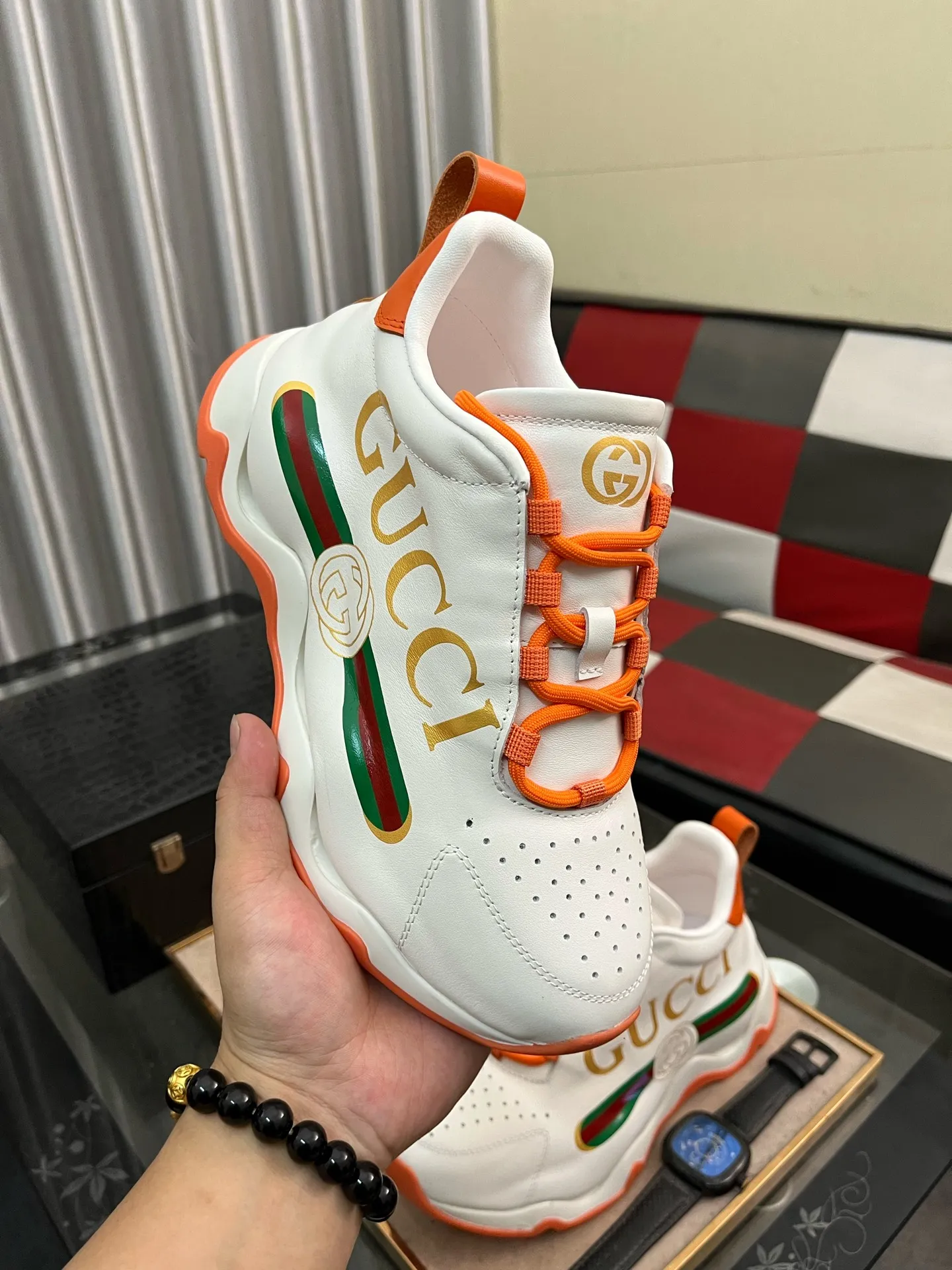 Men's shoes 💰640⌚️⌚️[Gucci] Gucci's latest casual men's shoes, welcome to 1:1 comparison, the most popular Hong Kong counter casual shoes, counter quality, support inspection, high-quality workmanship, the upper is made of Italian imported calfskin, breathable mesh insole original fashion sports outsole, casual fashion, high-end quality, size: 38-442️⃣Colors available